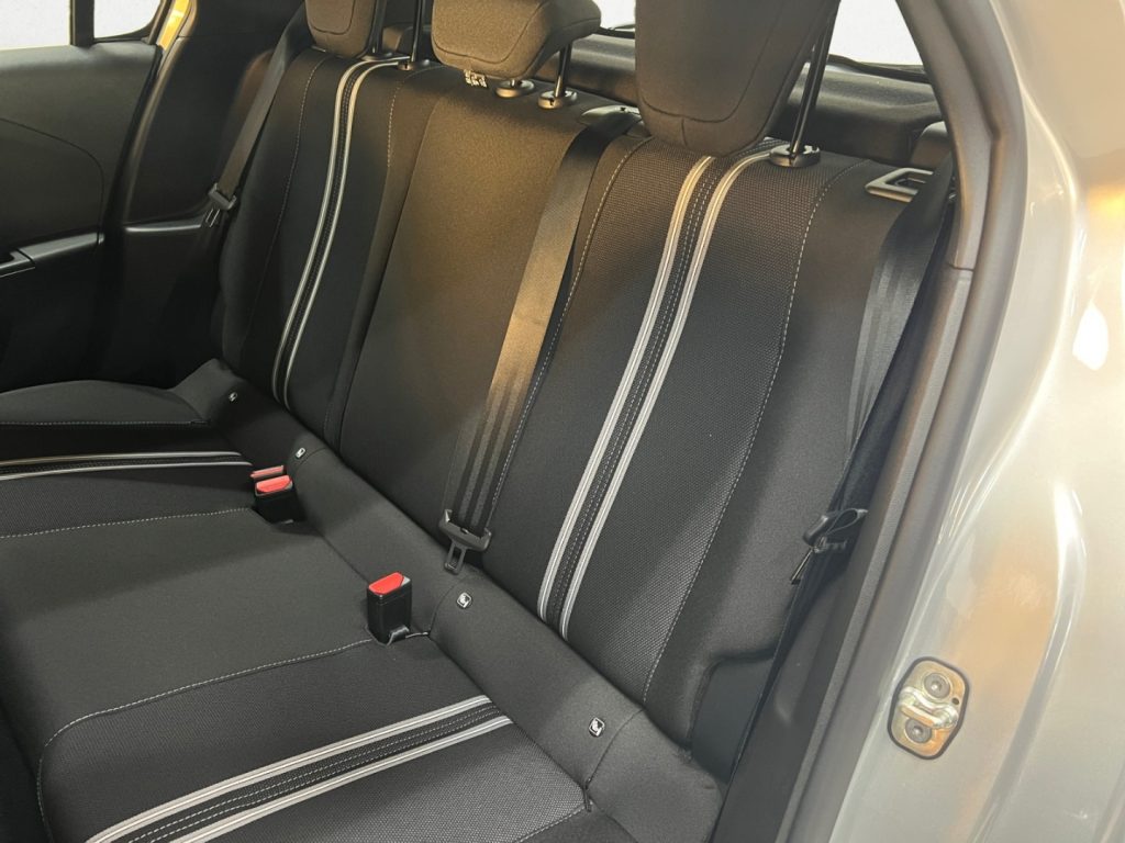 OPEL Corsa / 1.2 100 CV aut. GS KM0 - 13