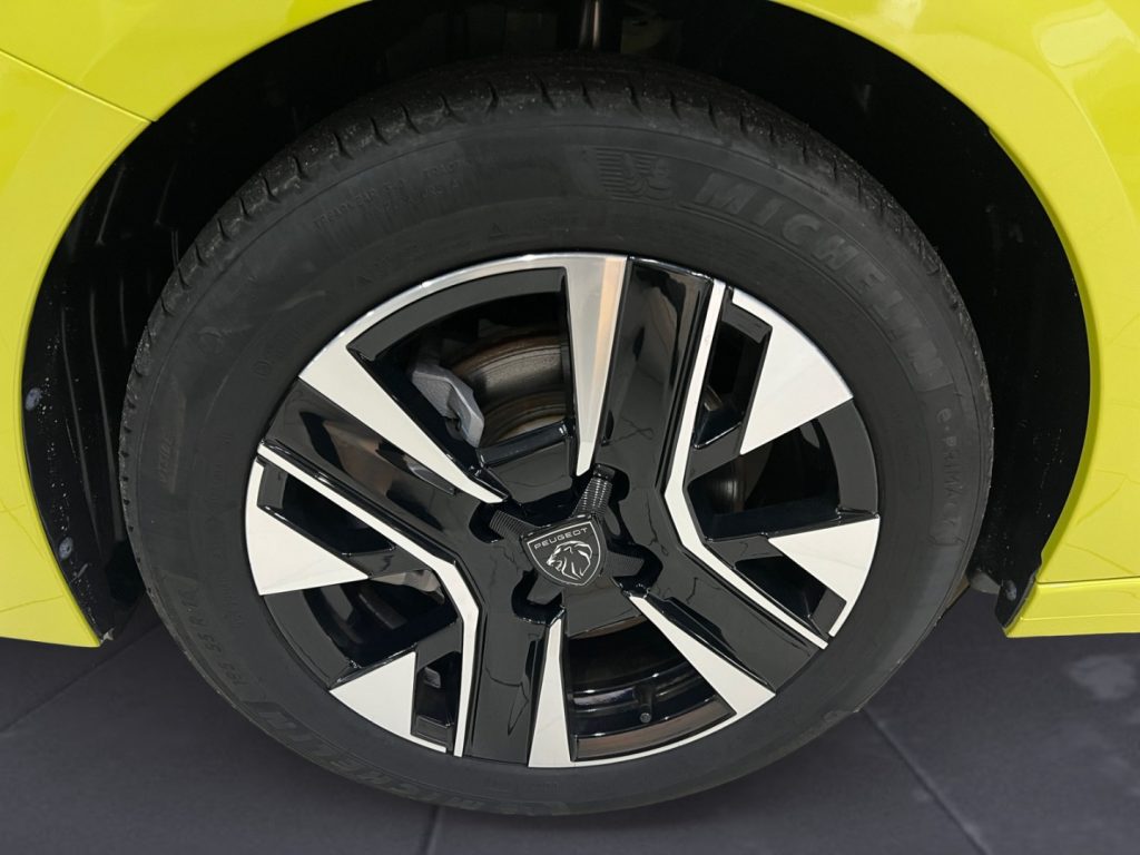 PEUGEOT 208 / PureTech 100 Stop&Start 5 porte Allure KM0 - 14