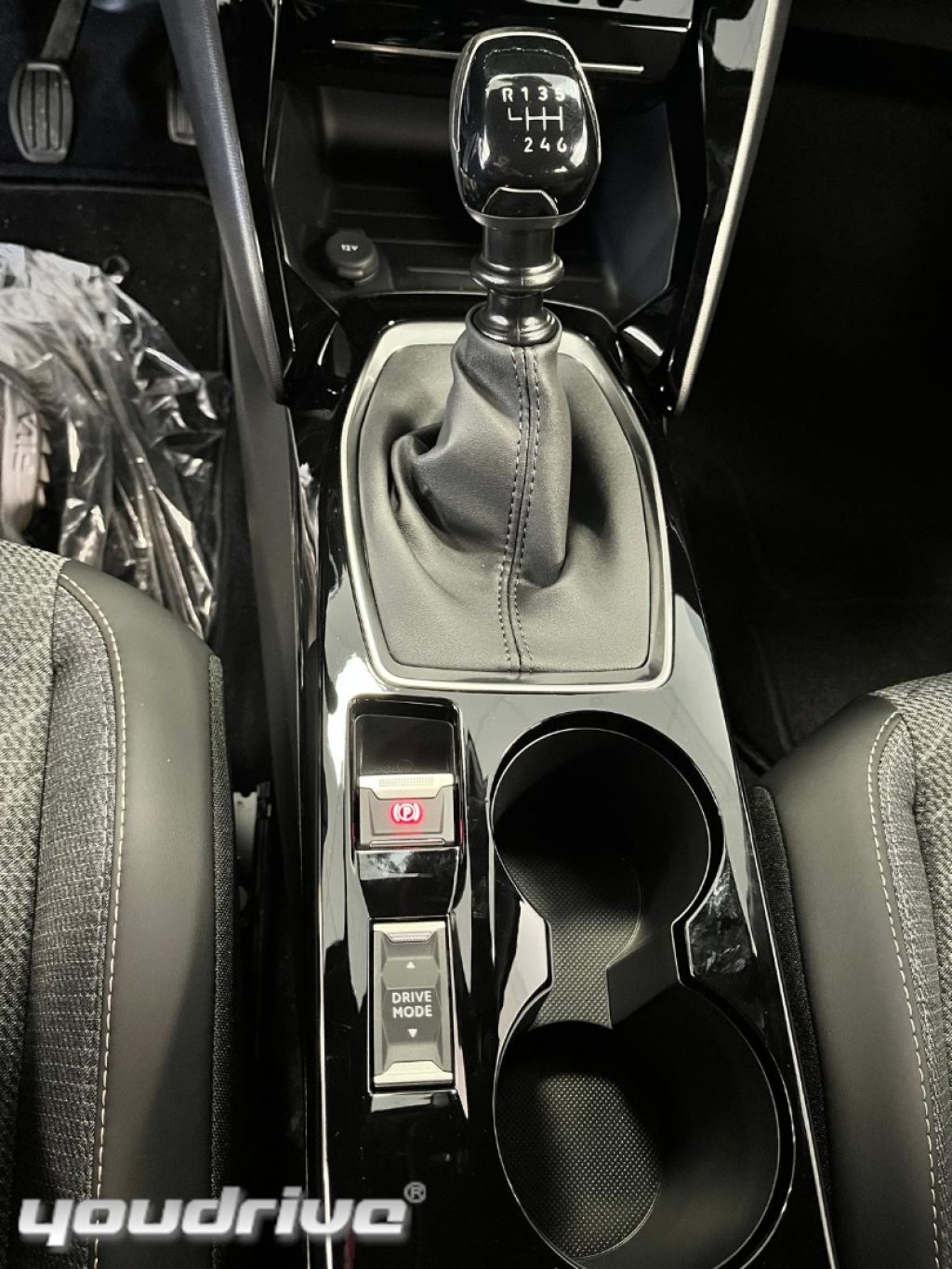 PEUGEOT 2008 / PureTech 100 S&S Allure KM0 - 8