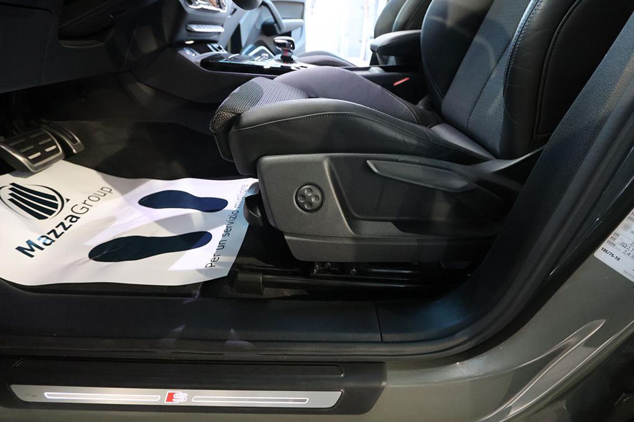 AUDI Q5 35 TDI Sportback S-Tronic S-Line Plus - 47