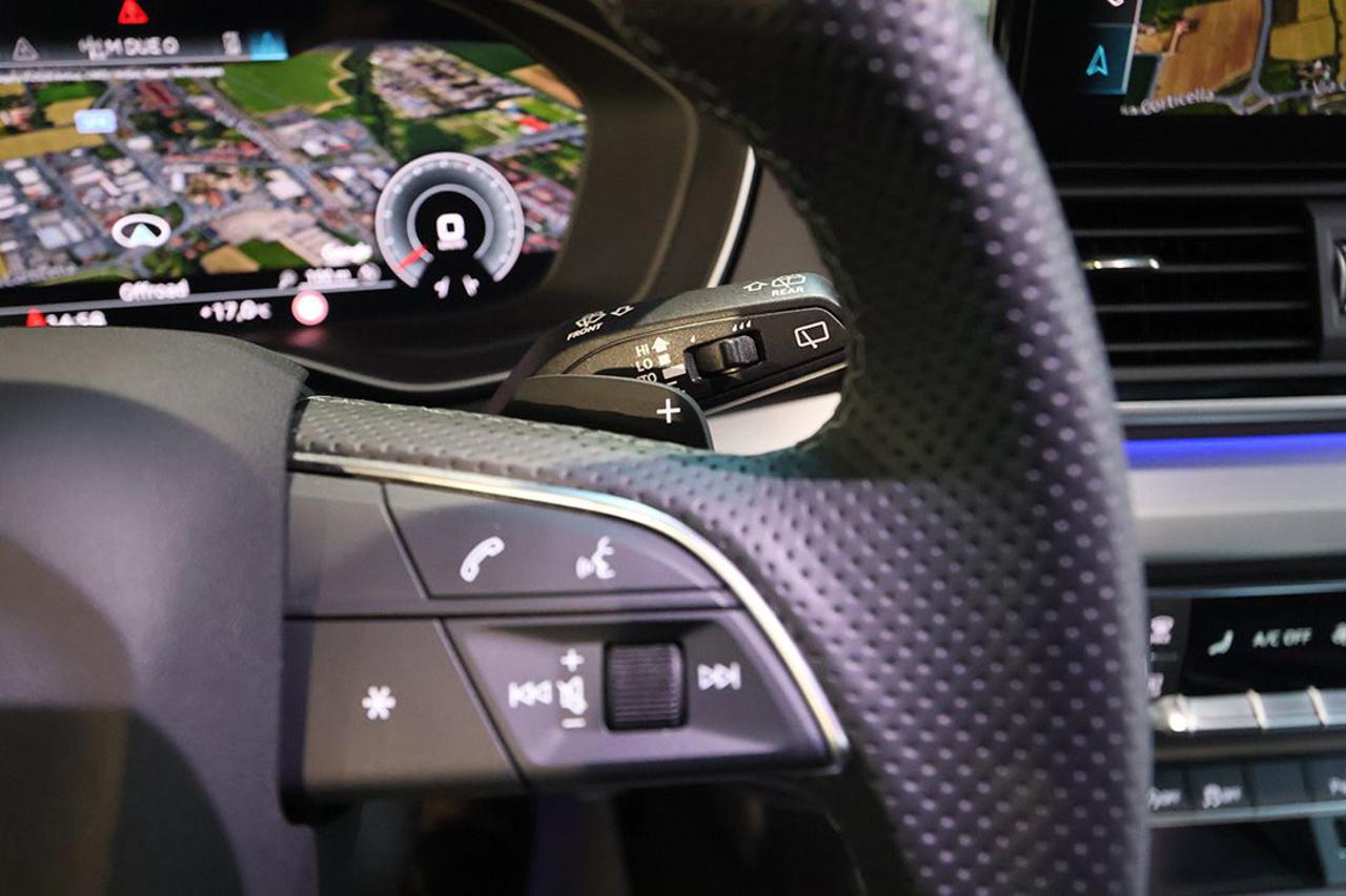 AUDI Q5 35 TDI Sportback S-Tronic S-Line Plus - 22