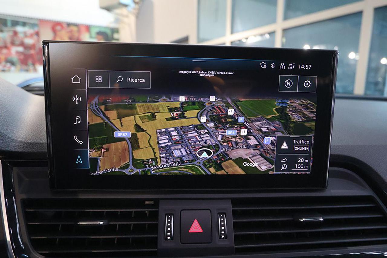 AUDI Q5 35 TDI Sportback S-Tronic S-Line Plus - 24