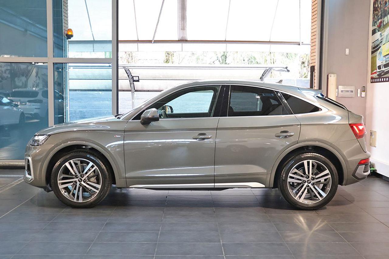 AUDI Q5 35 TDI Sportback S-Tronic S-Line Plus - 3