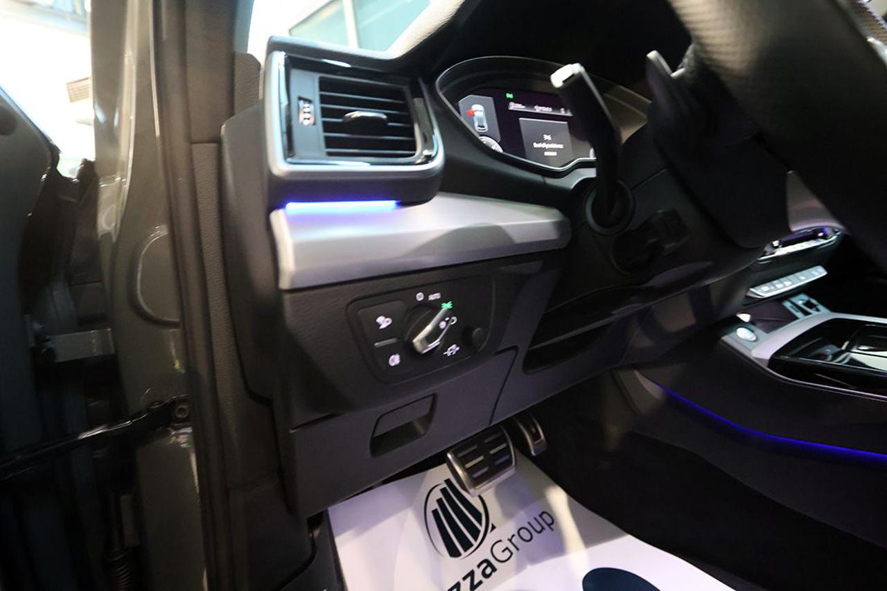 AUDI Q5 35 TDI Sportback S-Tronic S-Line Plus - 38