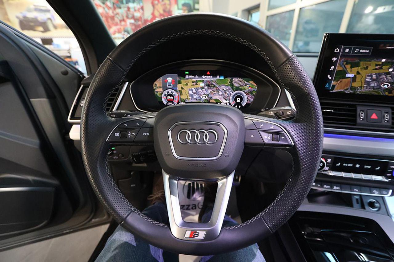 AUDI Q5 35 TDI Sportback S-Tronic S-Line Plus - 21