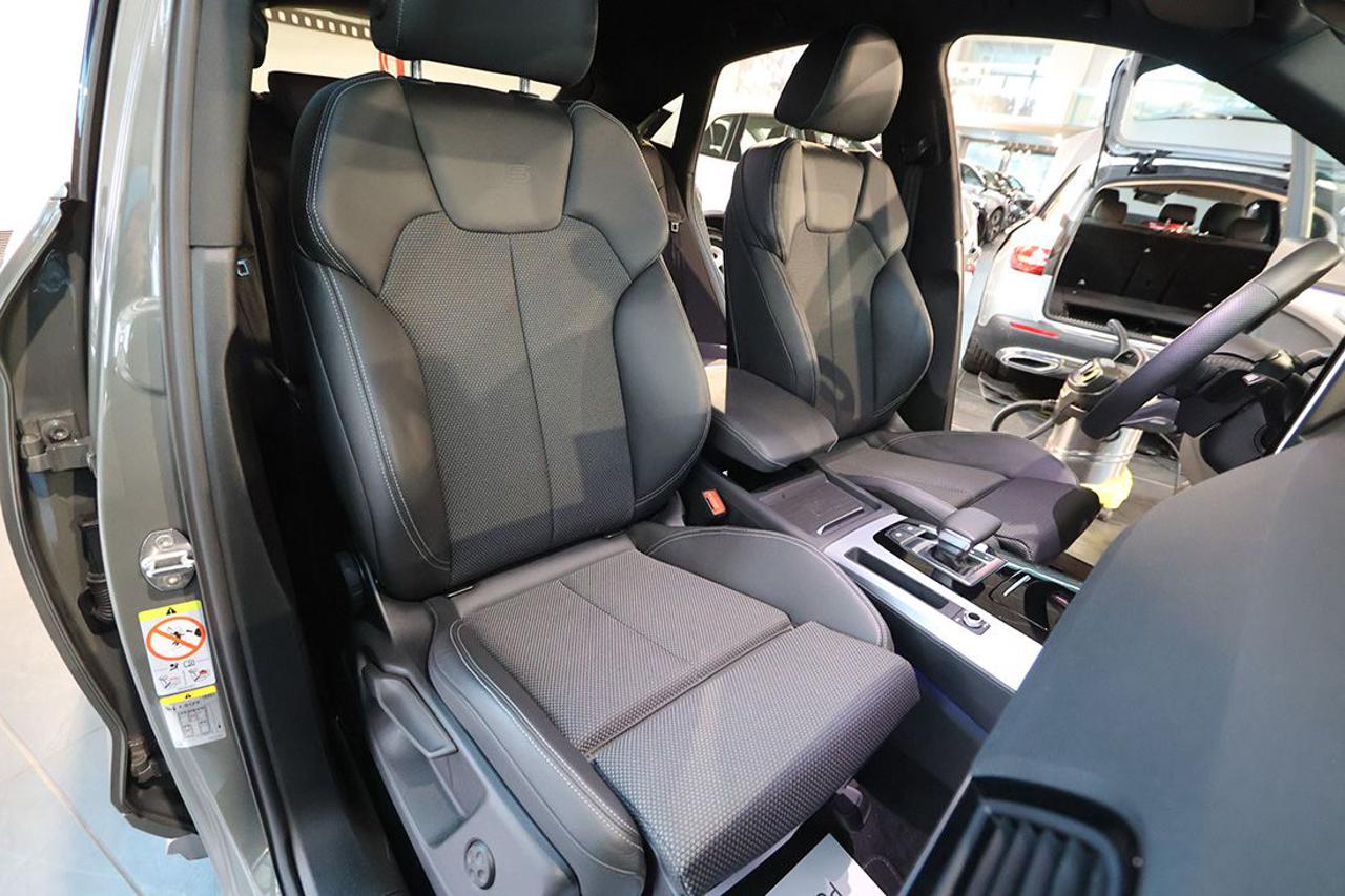 AUDI Q5 35 TDI Sportback S-Tronic S-Line Plus - 17