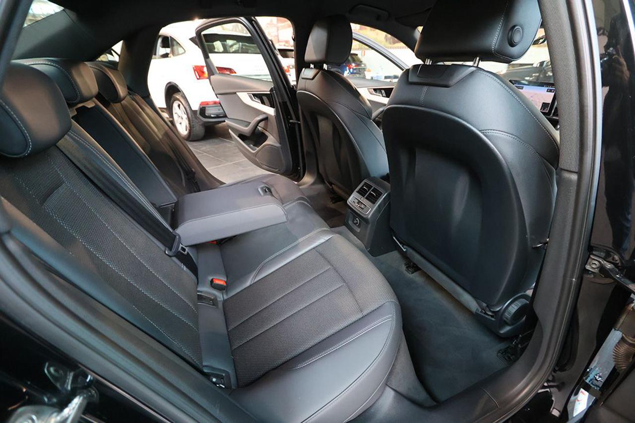 AUDI A4 35 TDI S-Tronic S-Line - 18