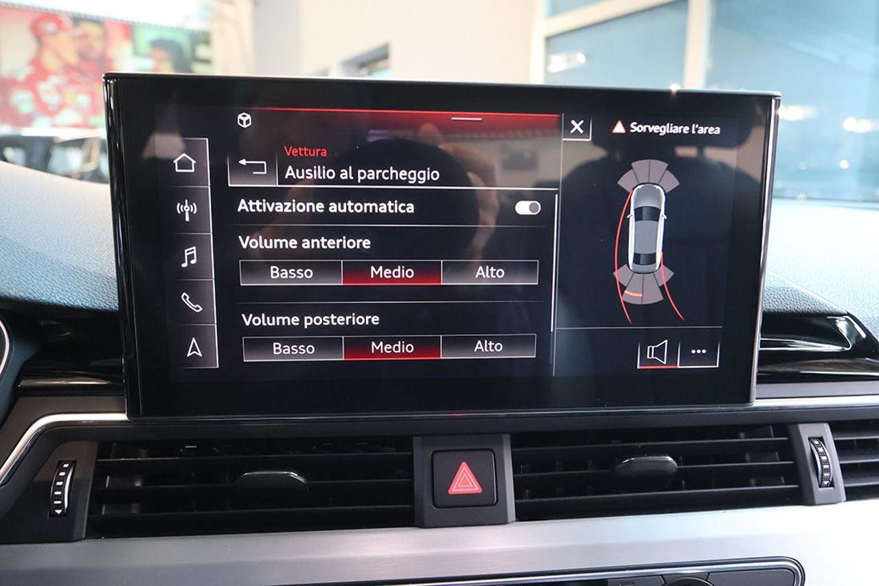 AUDI A4 35 TDI S-Tronic S-Line - 24