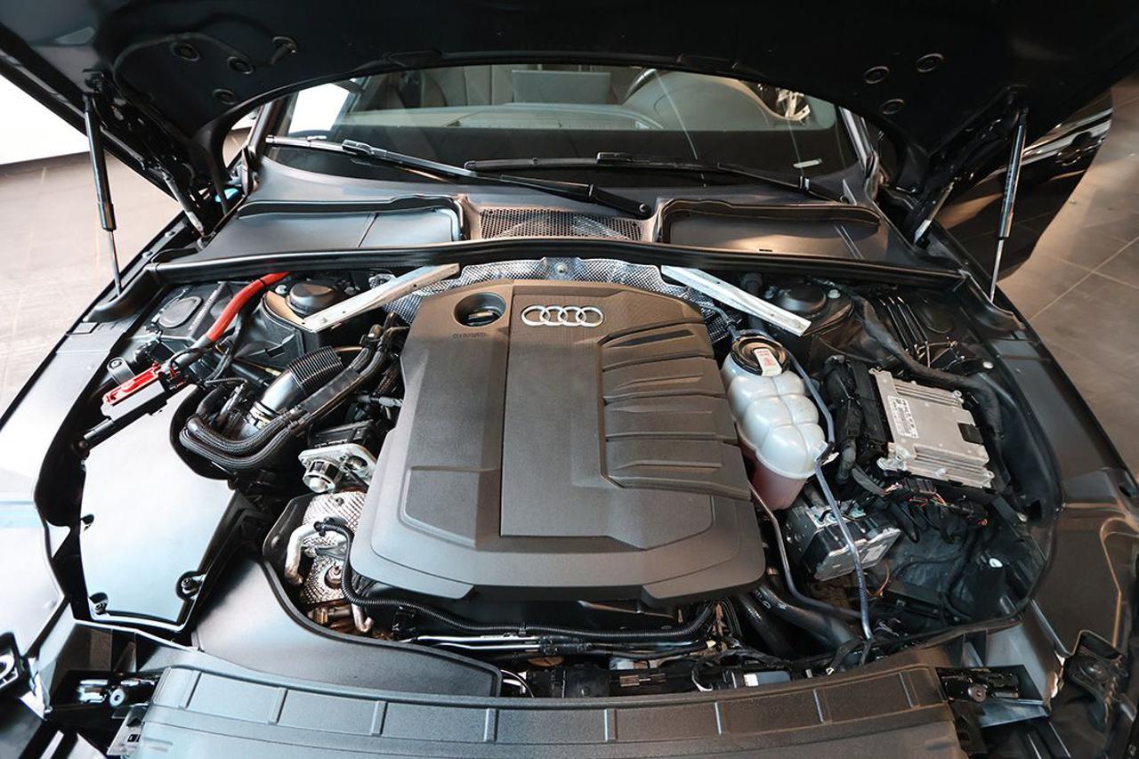 AUDI A4 35 TDI S-Tronic S-Line - 11