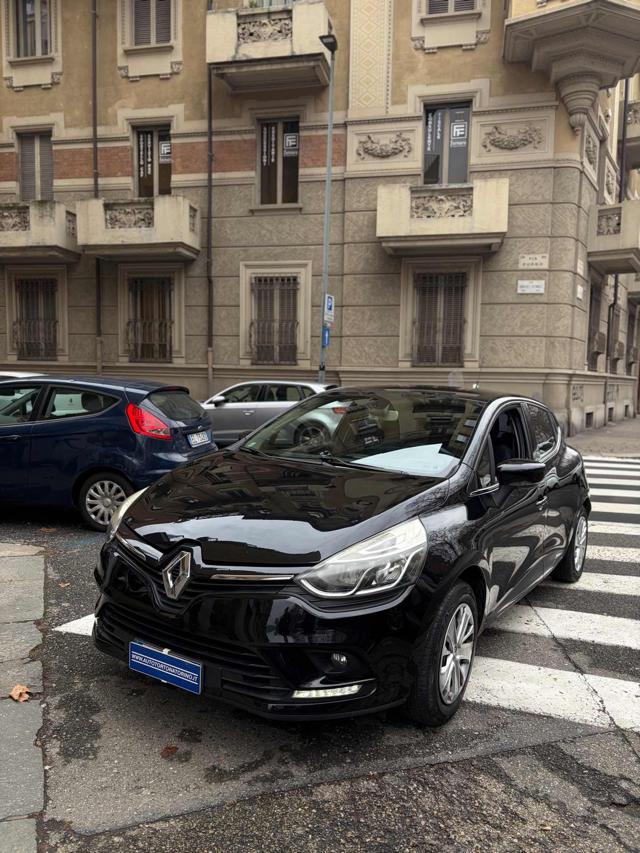 RENAULT Clio Nero metallizzato