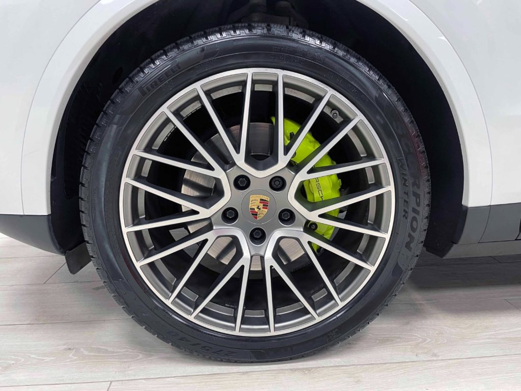 PORSCHE Cayenne COUPE 3.0 V6 E-HYBRID PLATINUM - IVA DEDUCIBILE - 17