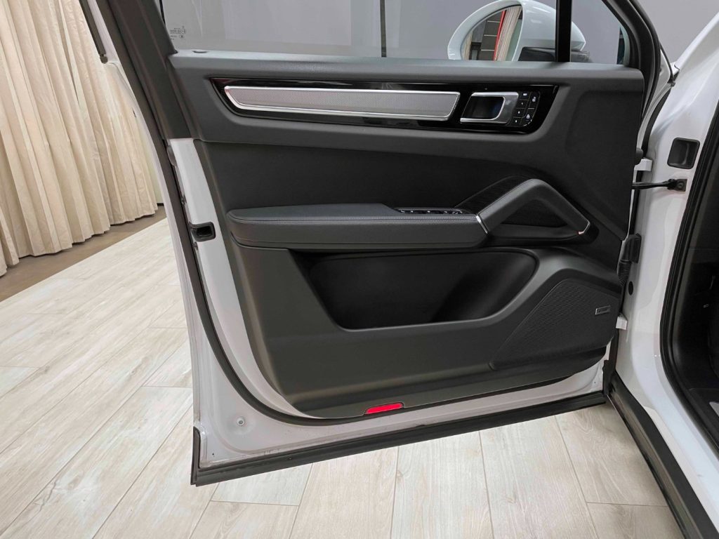 PORSCHE Cayenne COUPE 3.0 V6 E-HYBRID PLATINUM - IVA DEDUCIBILE - 18