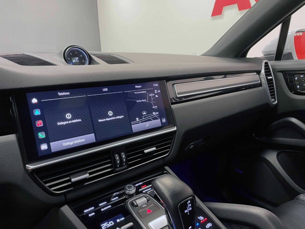 PORSCHE Cayenne COUPE 3.0 V6 E-HYBRID PLATINUM - IVA DEDUCIBILE - 25