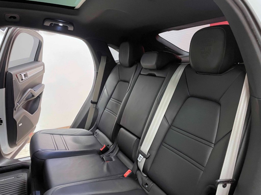 PORSCHE Cayenne COUPE 3.0 V6 E-HYBRID PLATINUM - IVA DEDUCIBILE - 28