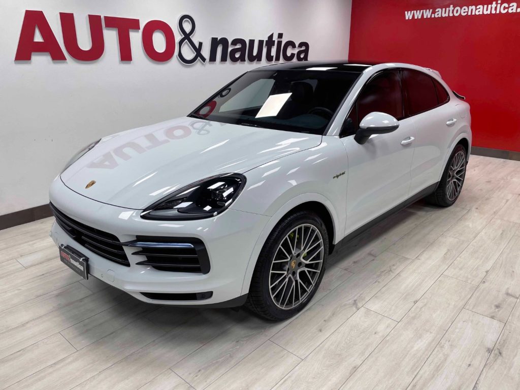 PORSCHE Cayenne COUPE 3.0 V6 E-HYBRID PLATINUM - IVA DEDUCIBILE - 31