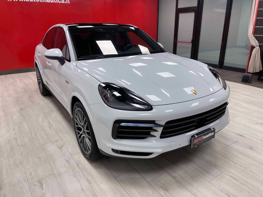 PORSCHE Cayenne COUPE 3.0 V6 E-HYBRID PLATINUM - IVA DEDUCIBILE - 34