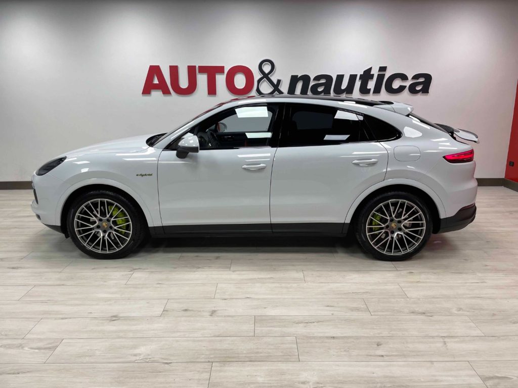 PORSCHE Cayenne COUPE 3.0 V6 E-HYBRID PLATINUM - IVA DEDUCIBILE - 35