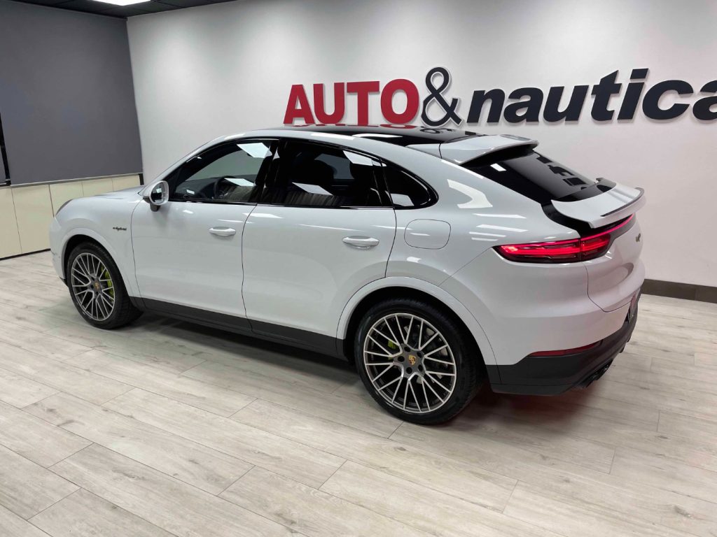 PORSCHE Cayenne COUPE 3.0 V6 E-HYBRID PLATINUM - IVA DEDUCIBILE - 36