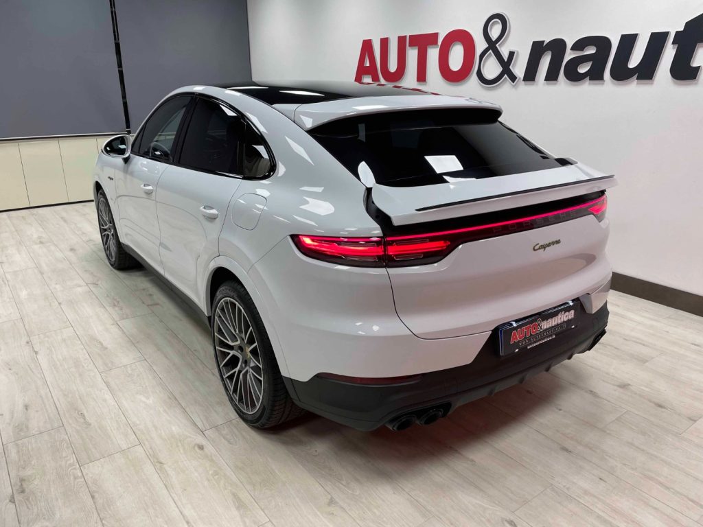 PORSCHE Cayenne COUPE 3.0 V6 E-HYBRID PLATINUM - IVA DEDUCIBILE - 38