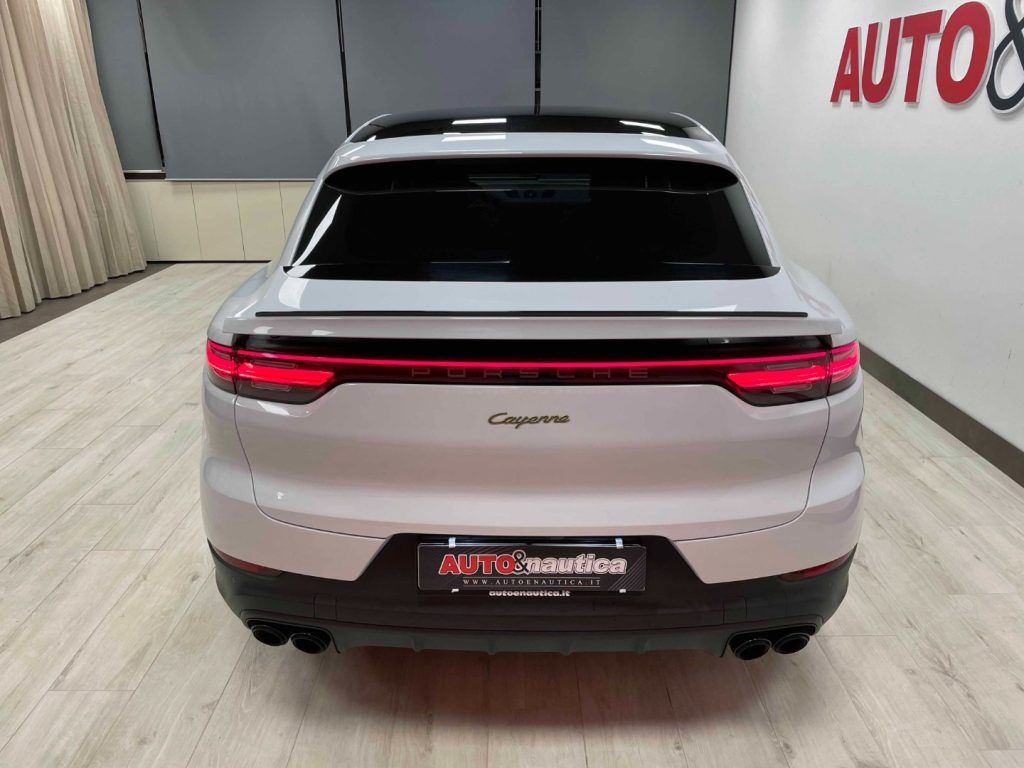 PORSCHE Cayenne COUPE 3.0 V6 E-HYBRID PLATINUM - IVA DEDUCIBILE - 39