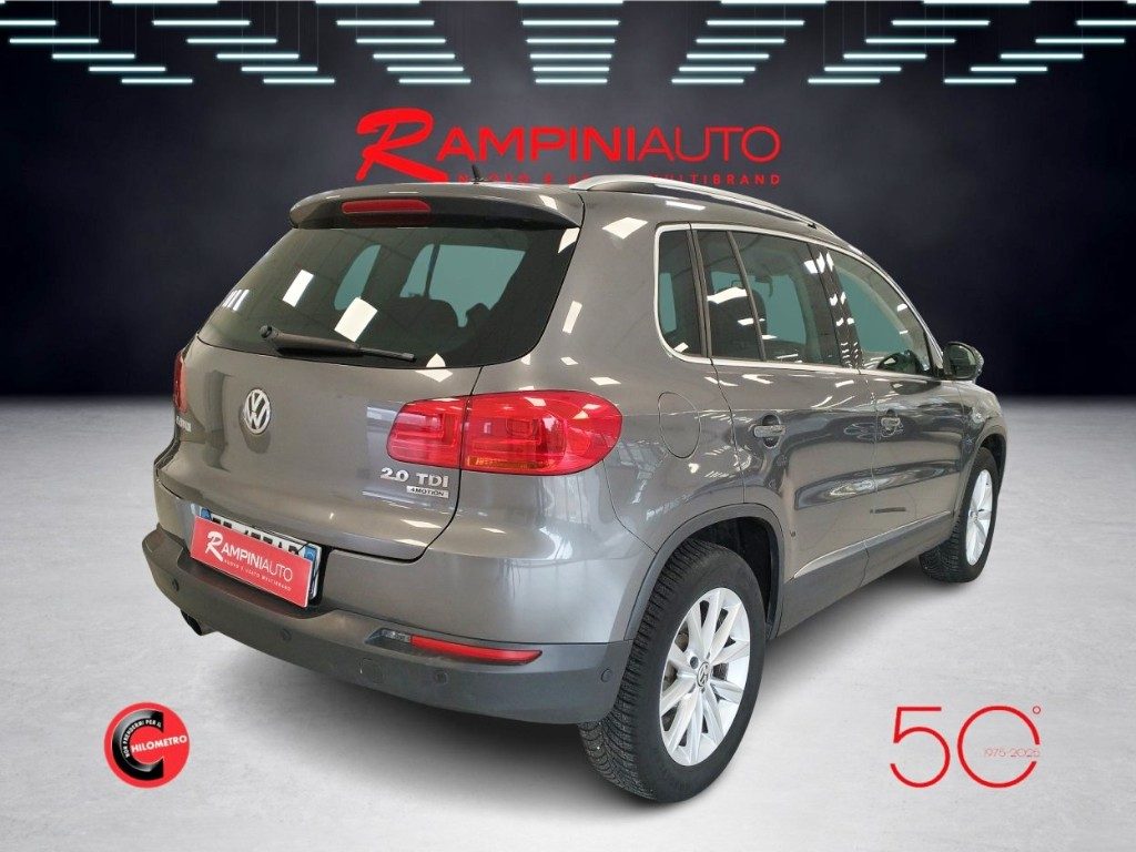 VOLKSWAGEN Tiguan 2.0 TDI 140 CV 4MOTION DSG Pronta Consegna - 8