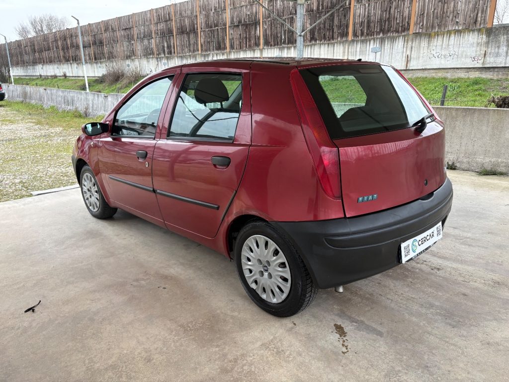 FIAT Punto 1.2i 16V cat 5 porte HLX OK NEOPATENTATI - 4