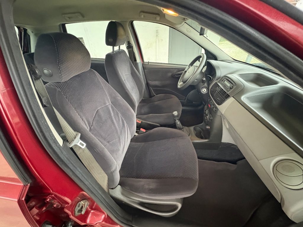 FIAT Punto 1.2i 16V cat 5 porte HLX OK NEOPATENTATI - 10