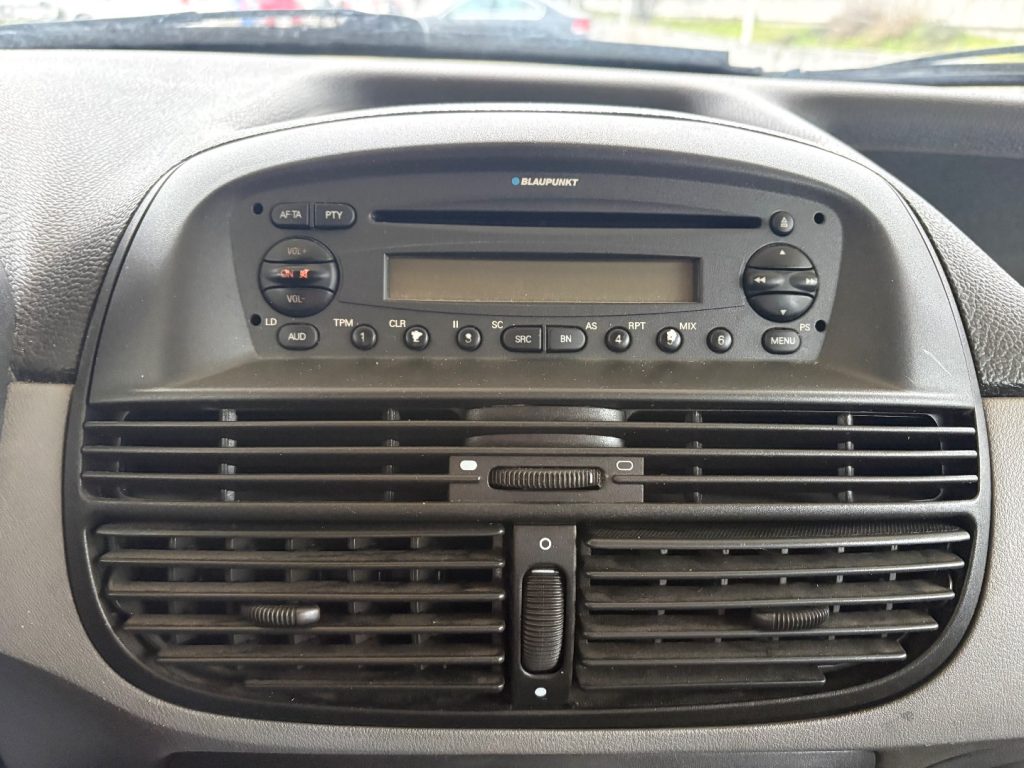 FIAT Punto 1.2i 16V cat 5 porte HLX OK NEOPATENTATI - 35