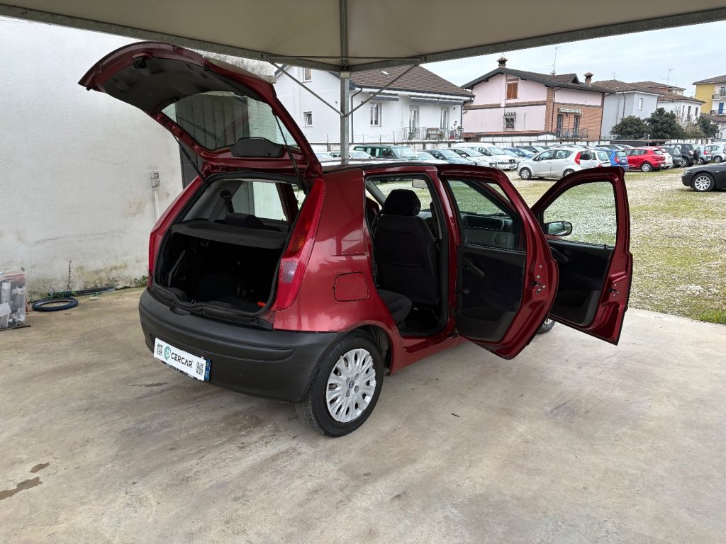 FIAT Punto 1.2i 16V cat 5 porte HLX OK NEOPATENTATI - 39