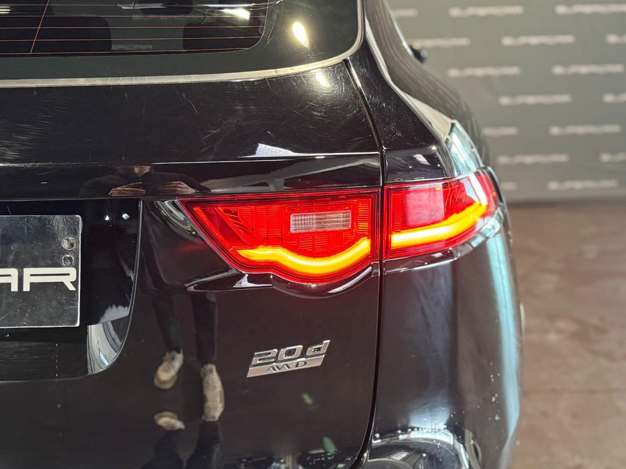 JAGUAR F-Pace 2.0 D 180 CV AWD aut. Prestige - 6