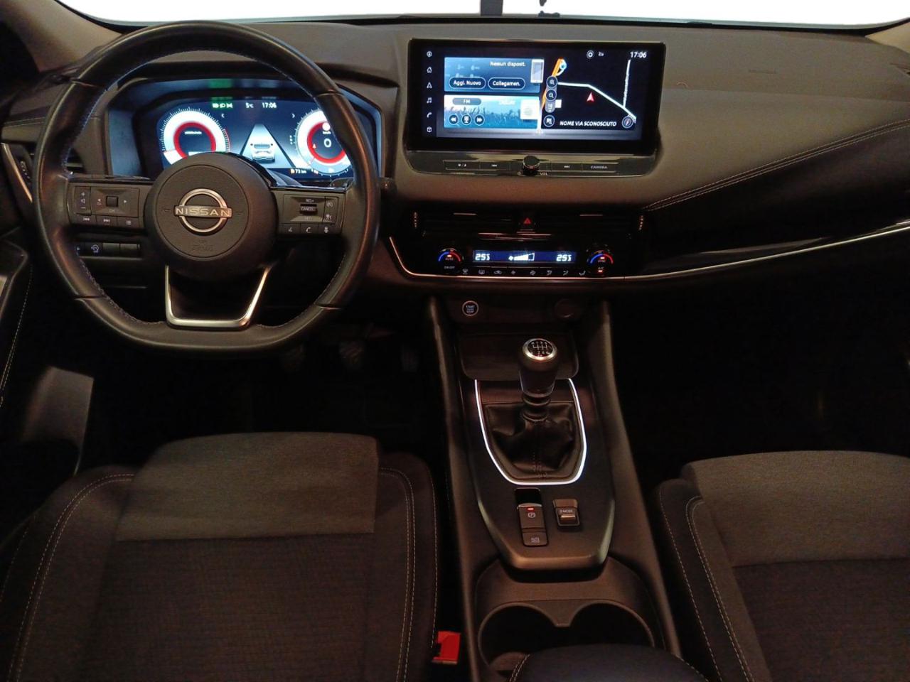 NISSAN Qashqai MHEV 140 CV N-Connecta - 10