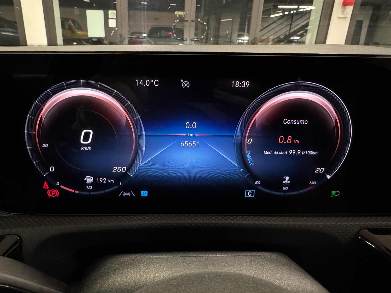 MERCEDES-BENZ A 200 d Sport - 6