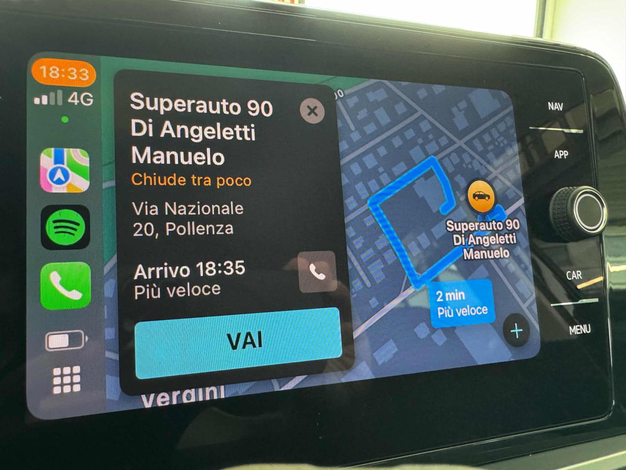 VOLKSWAGEN T-Roc 1.0 TSI Life - 17