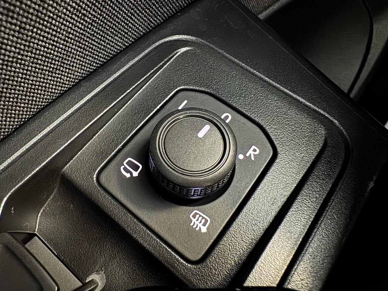 VOLKSWAGEN T-Roc 1.0 TSI Life - 19