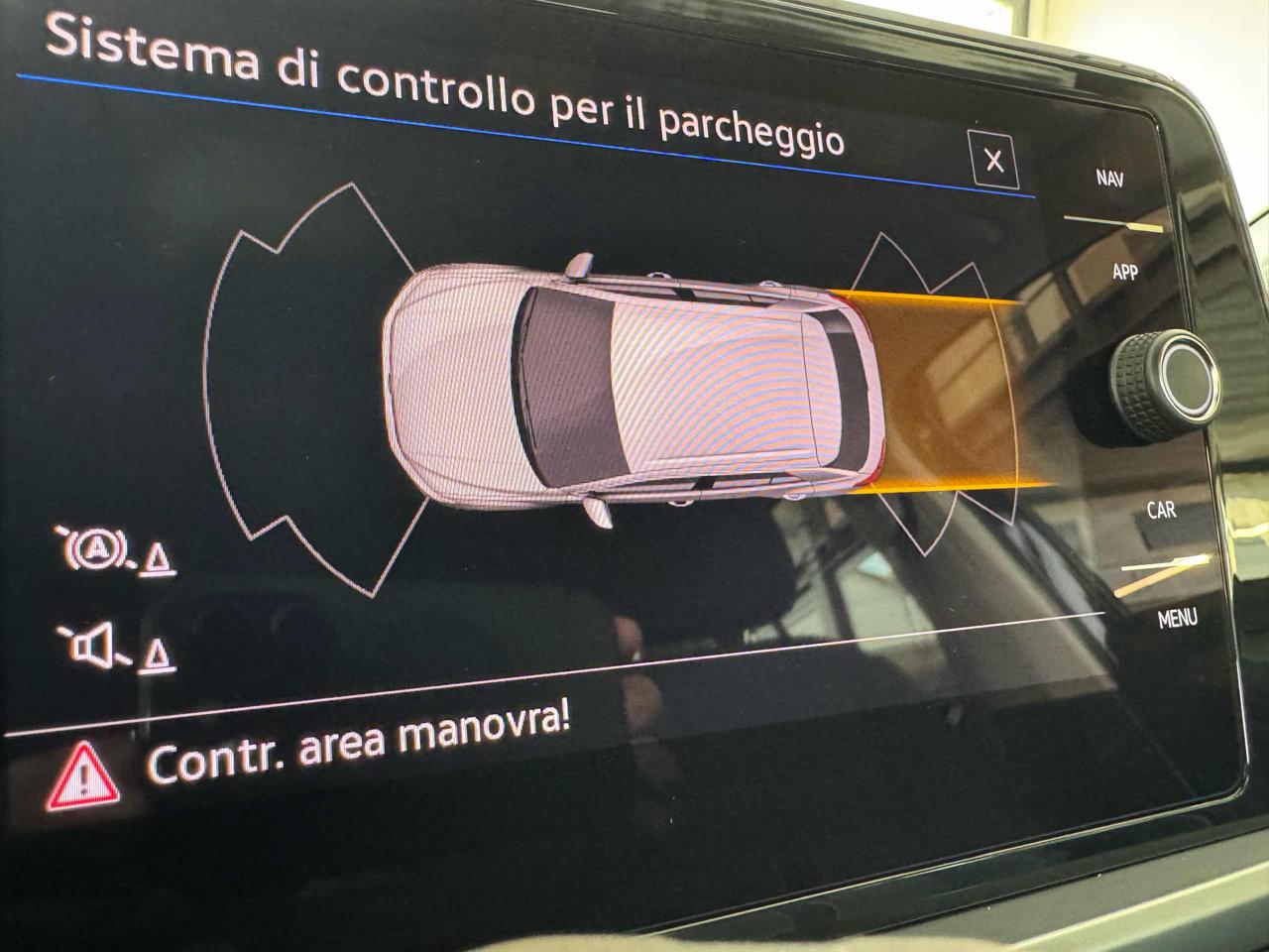 VOLKSWAGEN T-Roc 1.0 TSI Life - 14