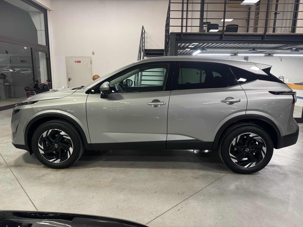 NISSAN Qashqai MHEV 158 CV Xtronic N-Connecta - 6