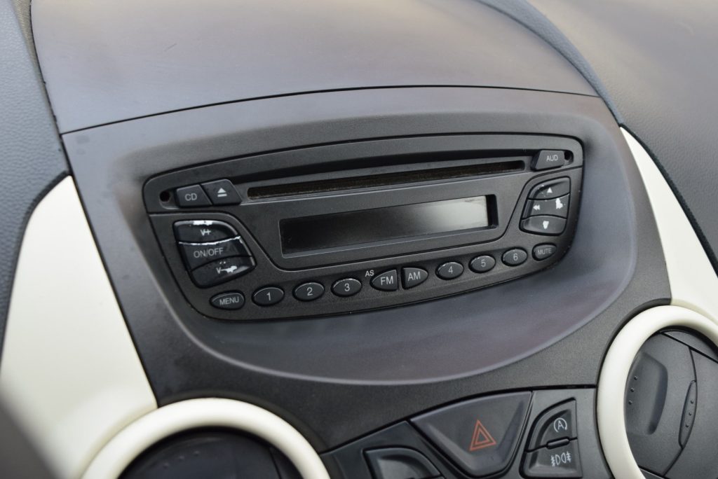 FORD Ka+ 1.2 8V 69CV - 15