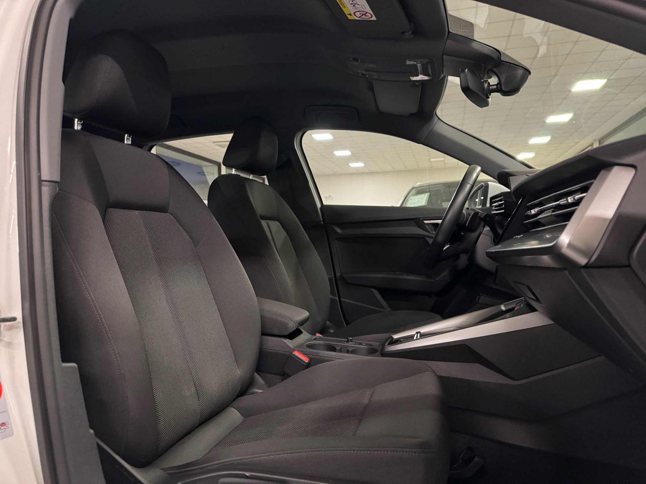 AUDI A3 SPB 30 TDI S tronic Business - 10