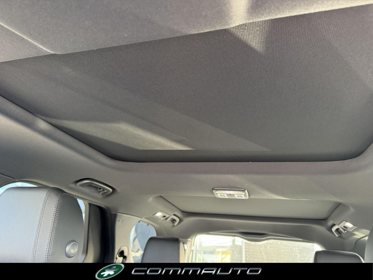 LAND ROVER Discovery 3.0 SDV6 306 CV Landmark Edition - 26