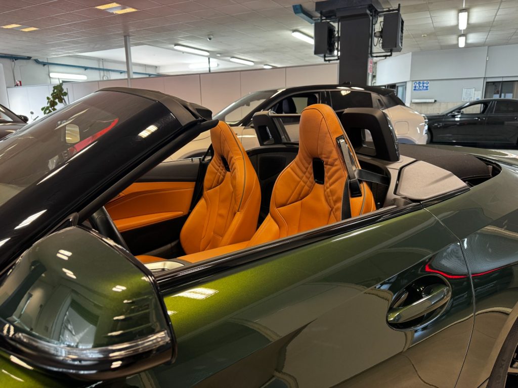 BMW Z4 sDrive20i Msport+19+SANRENO GREEN+10.900KM - 12