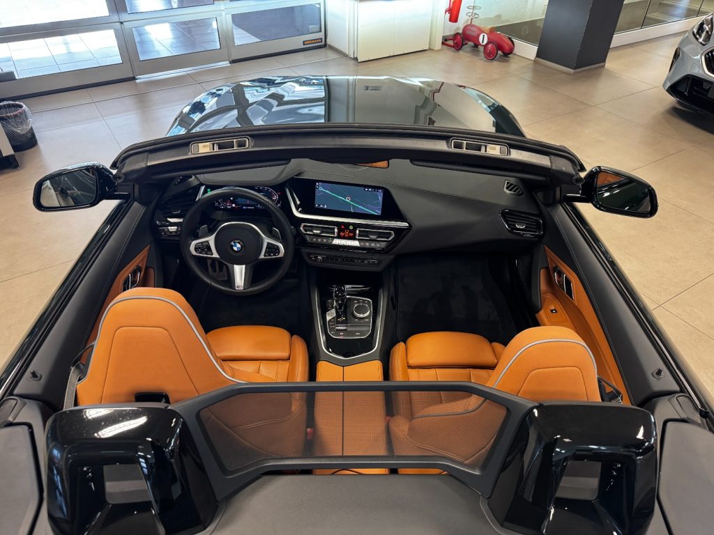 BMW Z4 sDrive20i Msport+19+SANRENO GREEN+10.900KM - 10