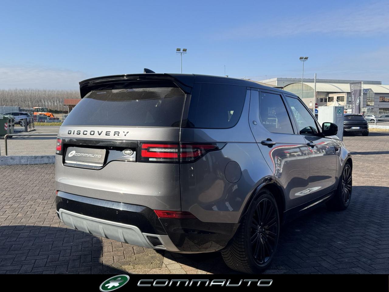 LAND ROVER Discovery 3.0 SDV6 306 CV Landmark Edition - 4