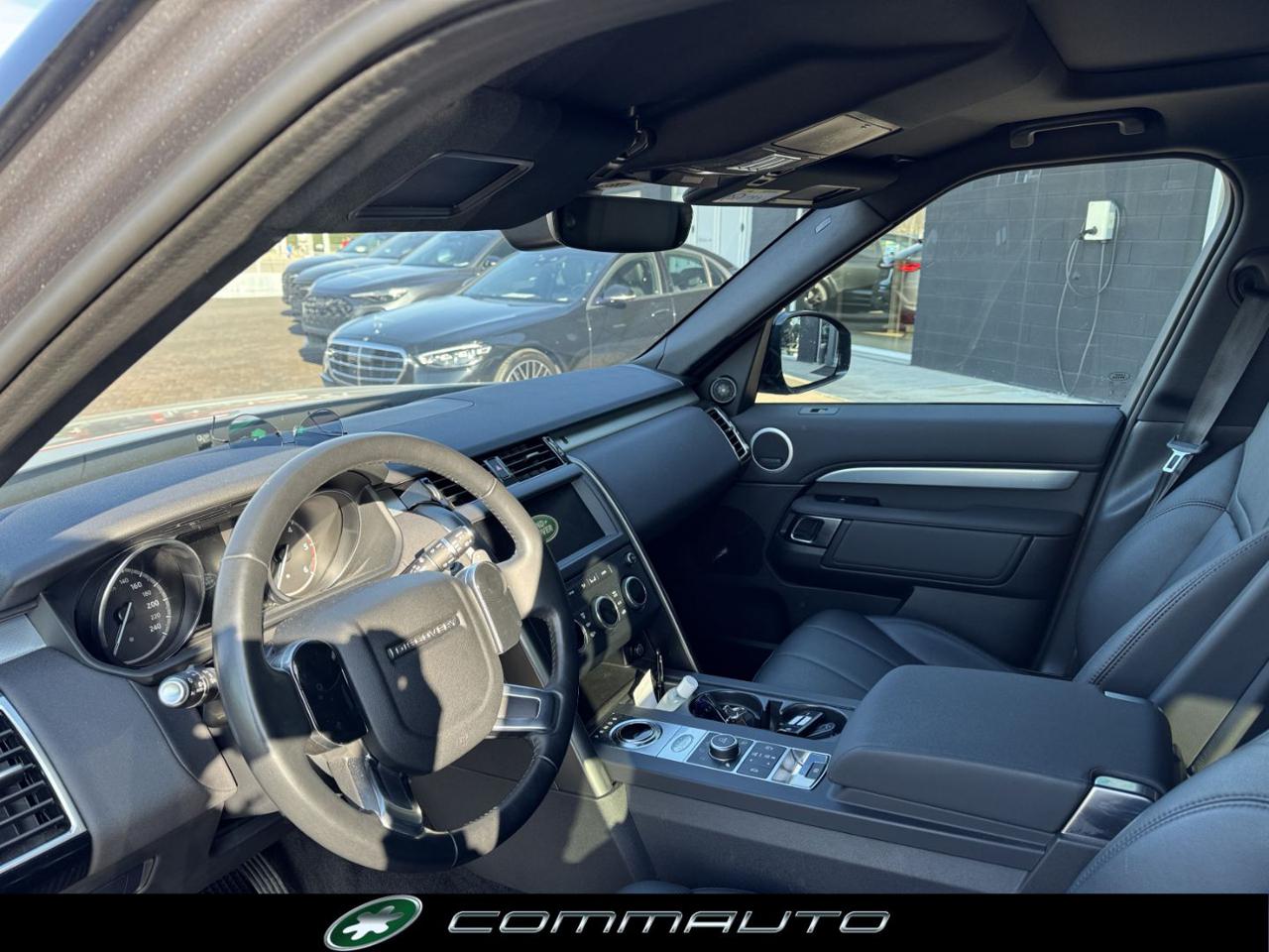 LAND ROVER Discovery 3.0 SDV6 306 CV Landmark Edition - 16