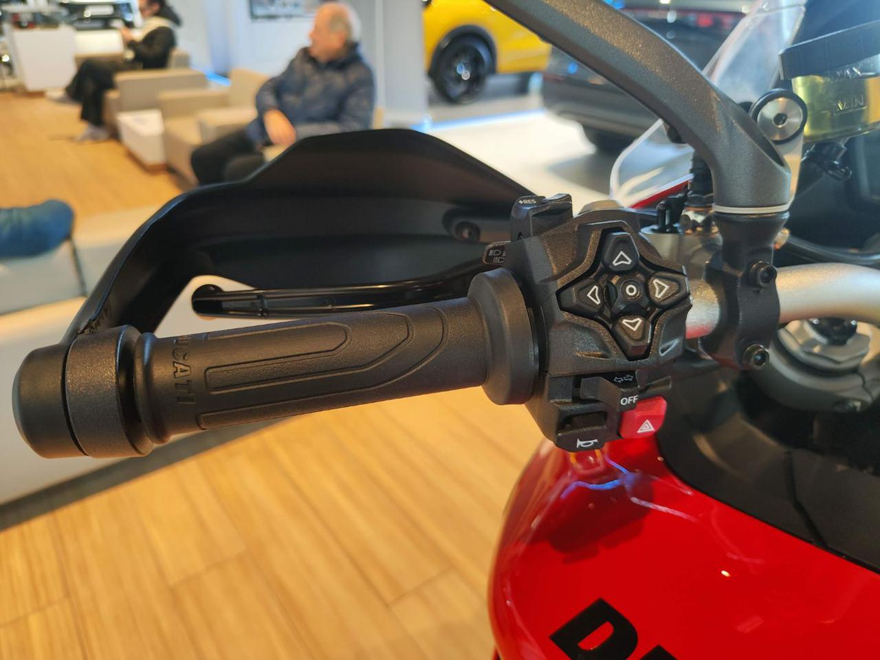 DUCATI Multistrada 950 V2 S TRAVEL MY 2025 - 10