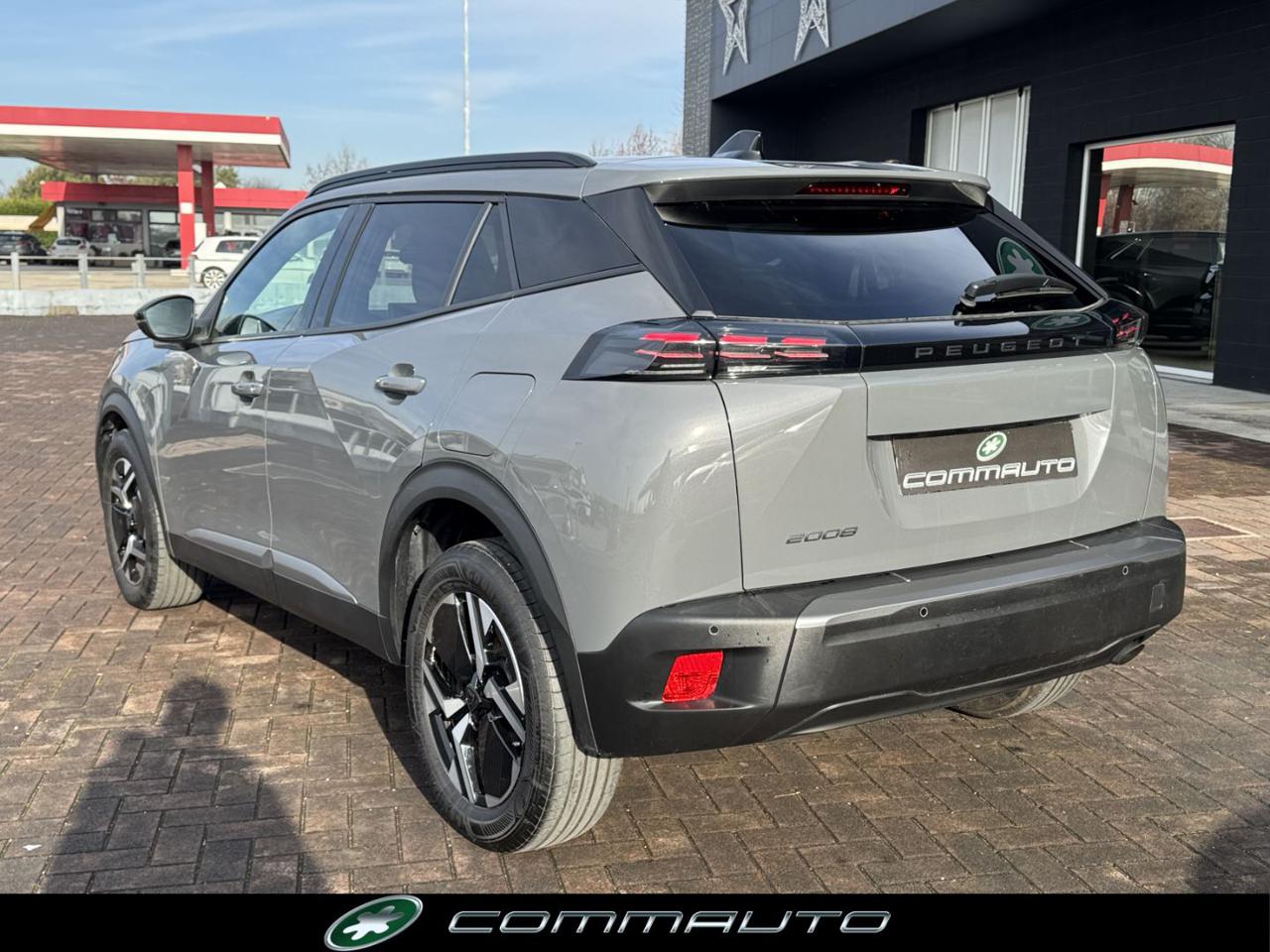 PEUGEOT 2008 PureTech 100 S&S Allure - 6