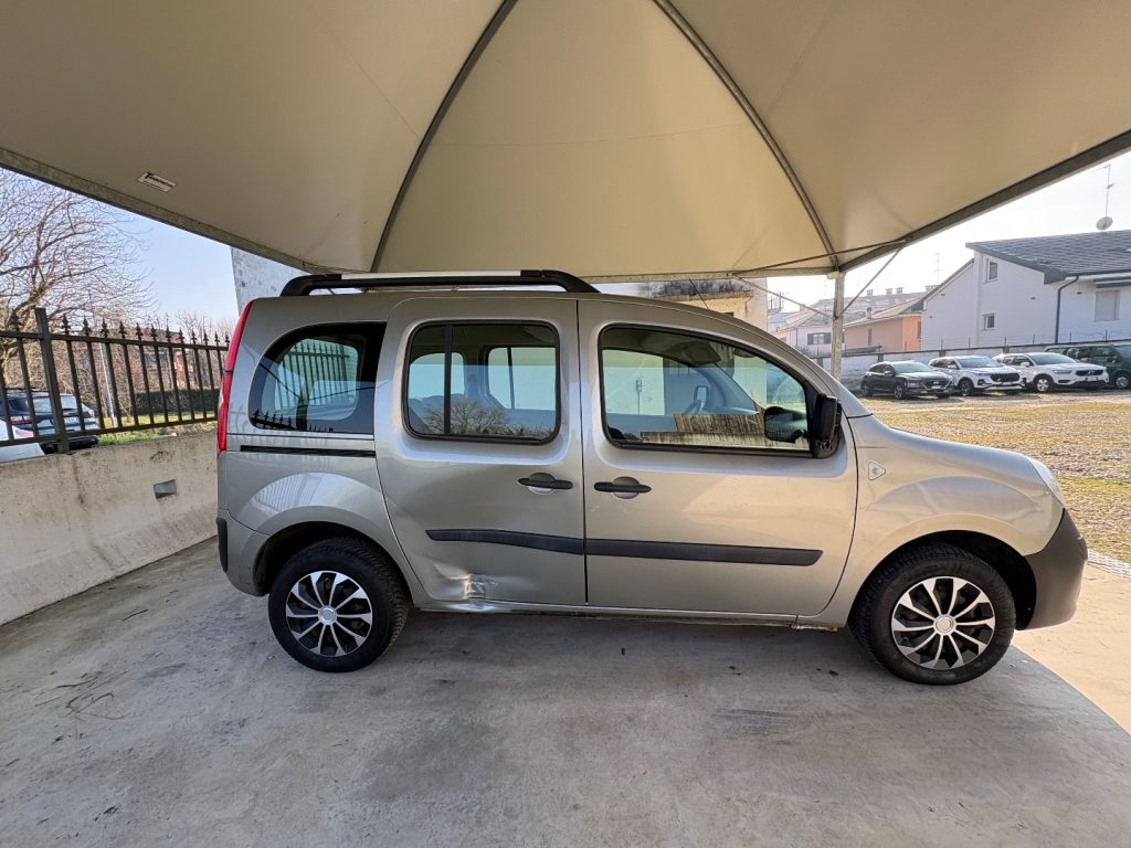 RENAULT Kangoo 1.6 105CV 5 porte Dynamique OK NEOPATENTATI - 7