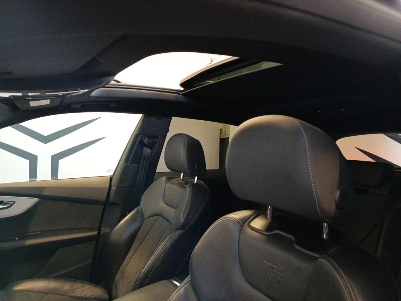 AUDI Q8 50 TDI 286 CV quattro tiptronic - 19