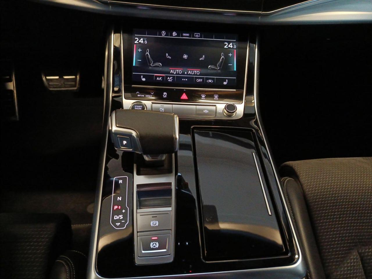 AUDI Q8 50 TDI 286 CV quattro tiptronic - 13