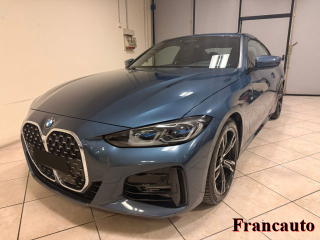 BMW 420 Blu metallizzato