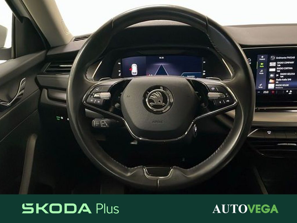 SKODA Octavia wagon 2.0 tdi evo executive 115cv dsg - 9